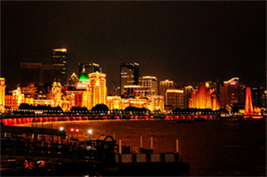 天空之镜：美丽的湖泊