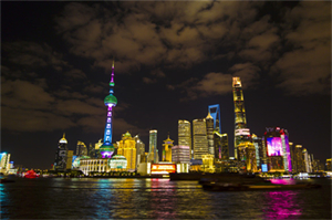 Different roles of men and women in religion in Shanghai Different roles of men and women in religion in Shanghai